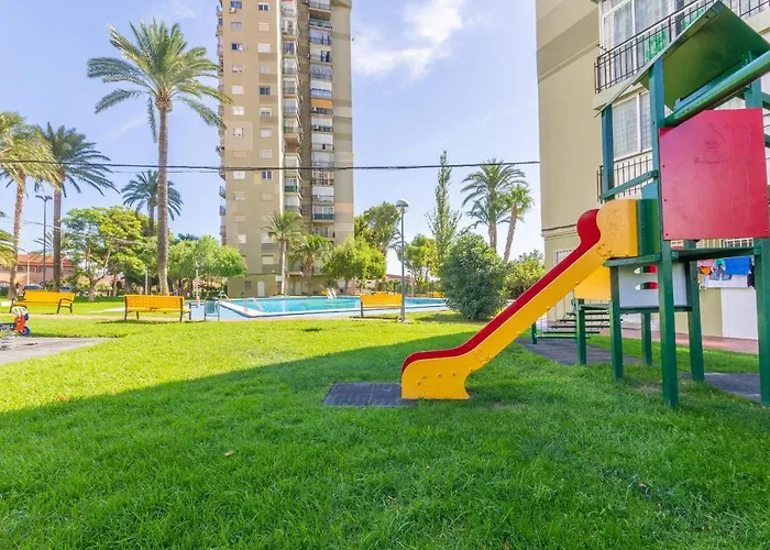 Amazing Benidorm Views 2BR Flat - Pool - Parking